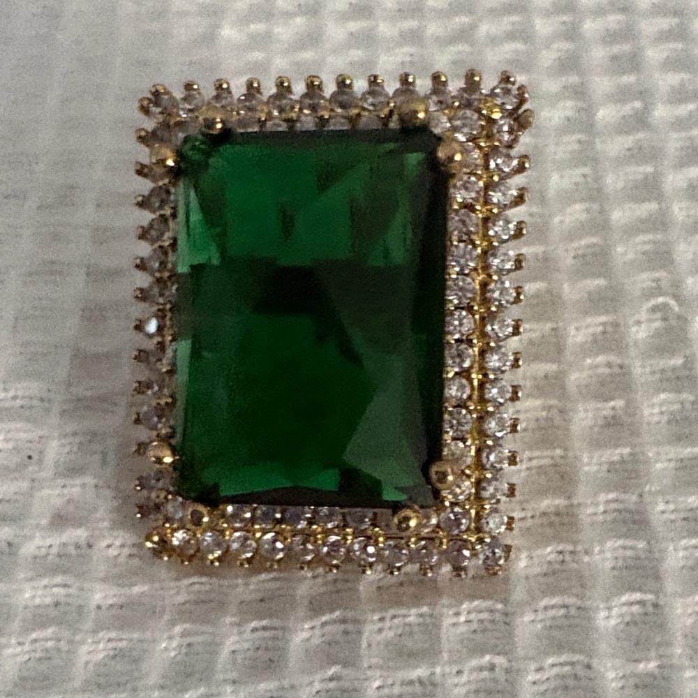 House of Harlow 1960 Emerald Green and Gold Crystal Earrings Gold over Silver